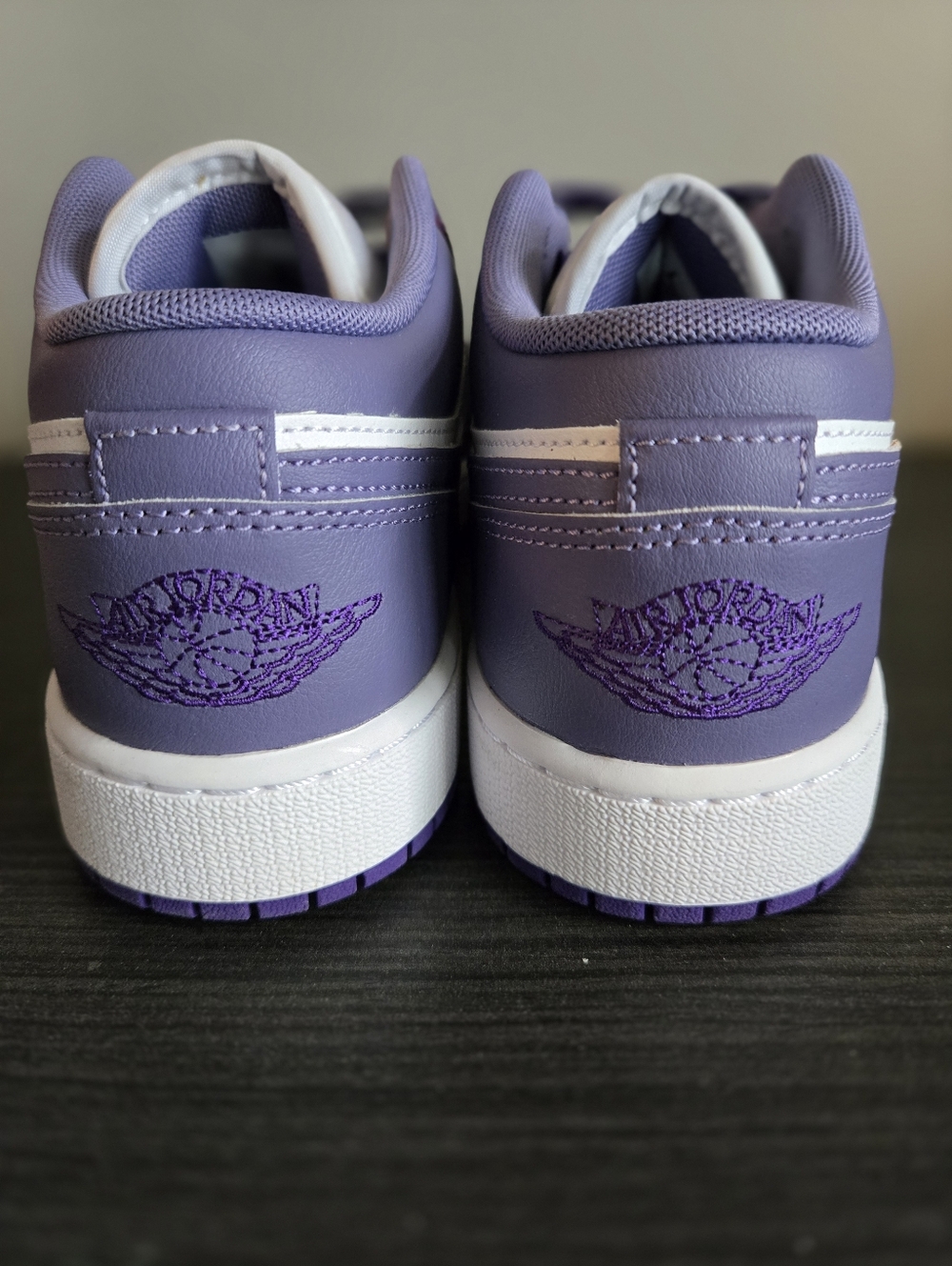 Air Jordan 1 Low GS Court Purple 553560-551 Youth Size 6Womens 7.5 New - Picture 4 of 11